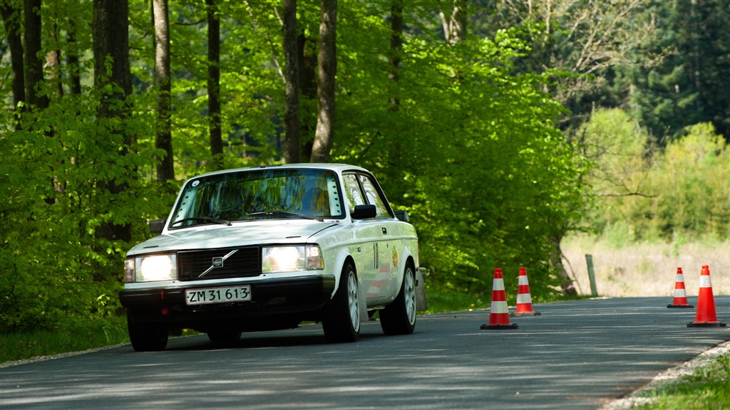 Heino Mejer og Bo Mølgaard måtte desværre trække sig ud af 2. afdeling om Danmarksmesterskabet i Hillclimb med en defekt kobling.
(Foto: rallypics.dk / Viggo Johansen)